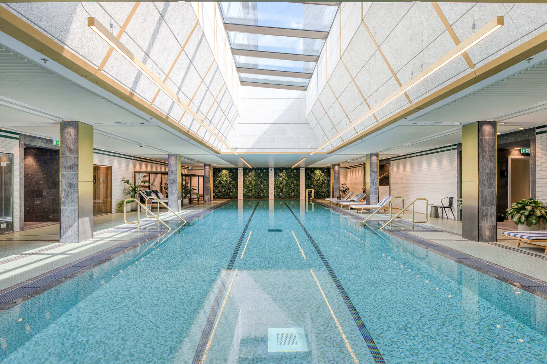Residents' swimming pool at King's Road Park